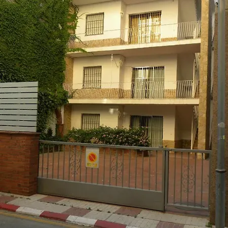 Segunda Linea De Mar En Playa De Aro Платья-де-Аро